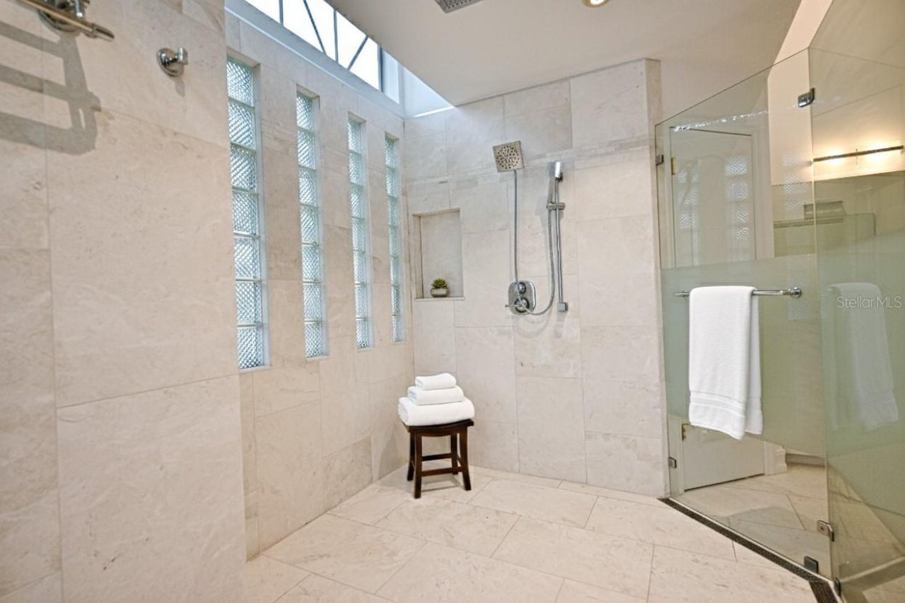 3767 Hunters Isle Drive, Orlando, FL 32837 Photo