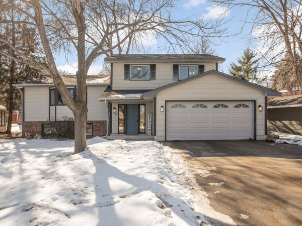 1783 19th Terrace NW, New Brighton, MN 55112