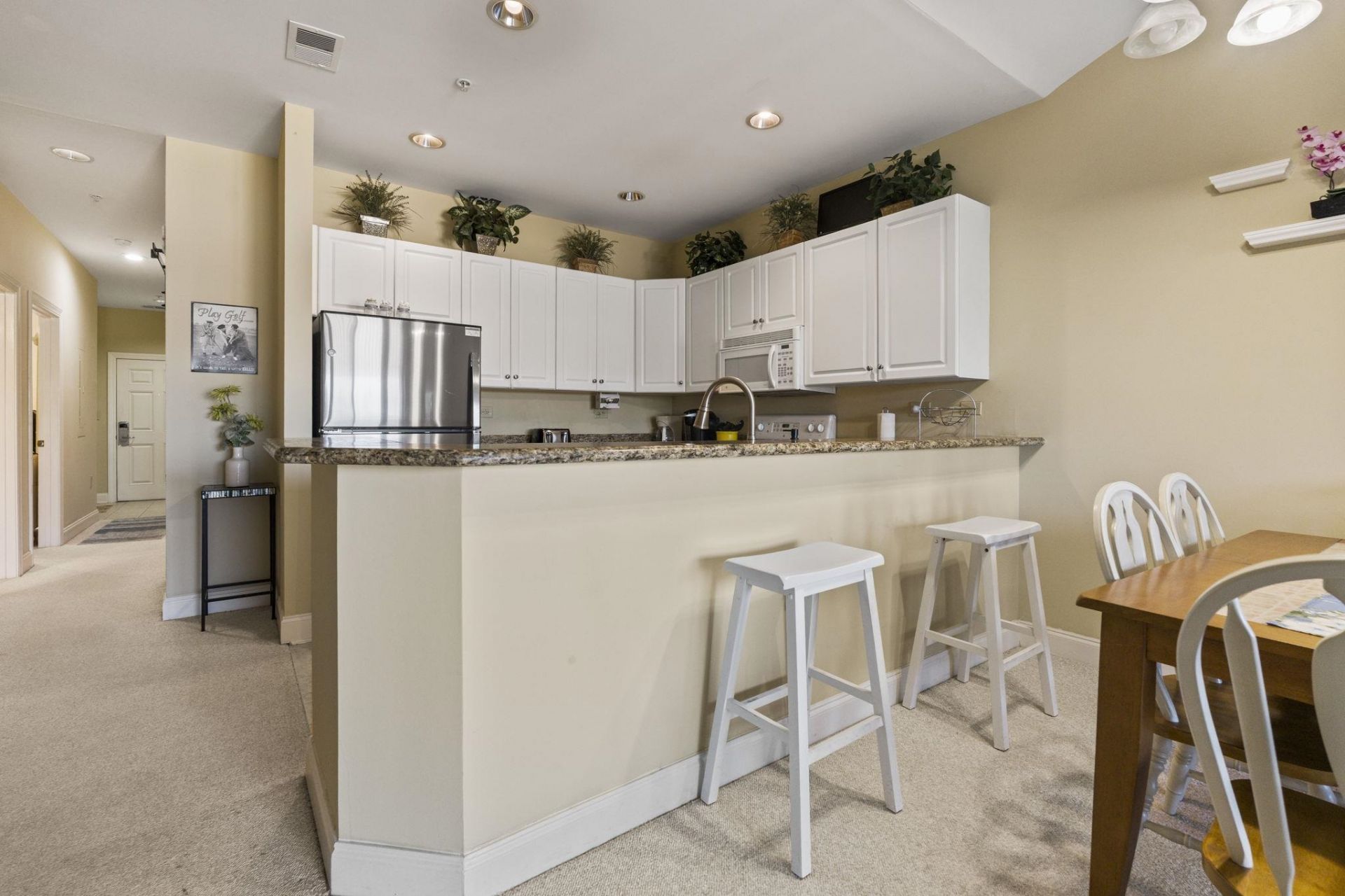 1033 World Tour Blvd. Photo 10
