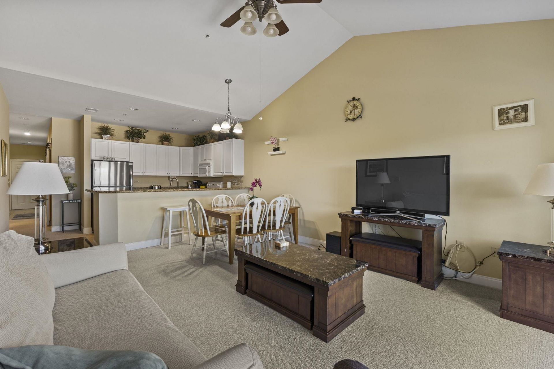 1033 World Tour Blvd. Photo 16