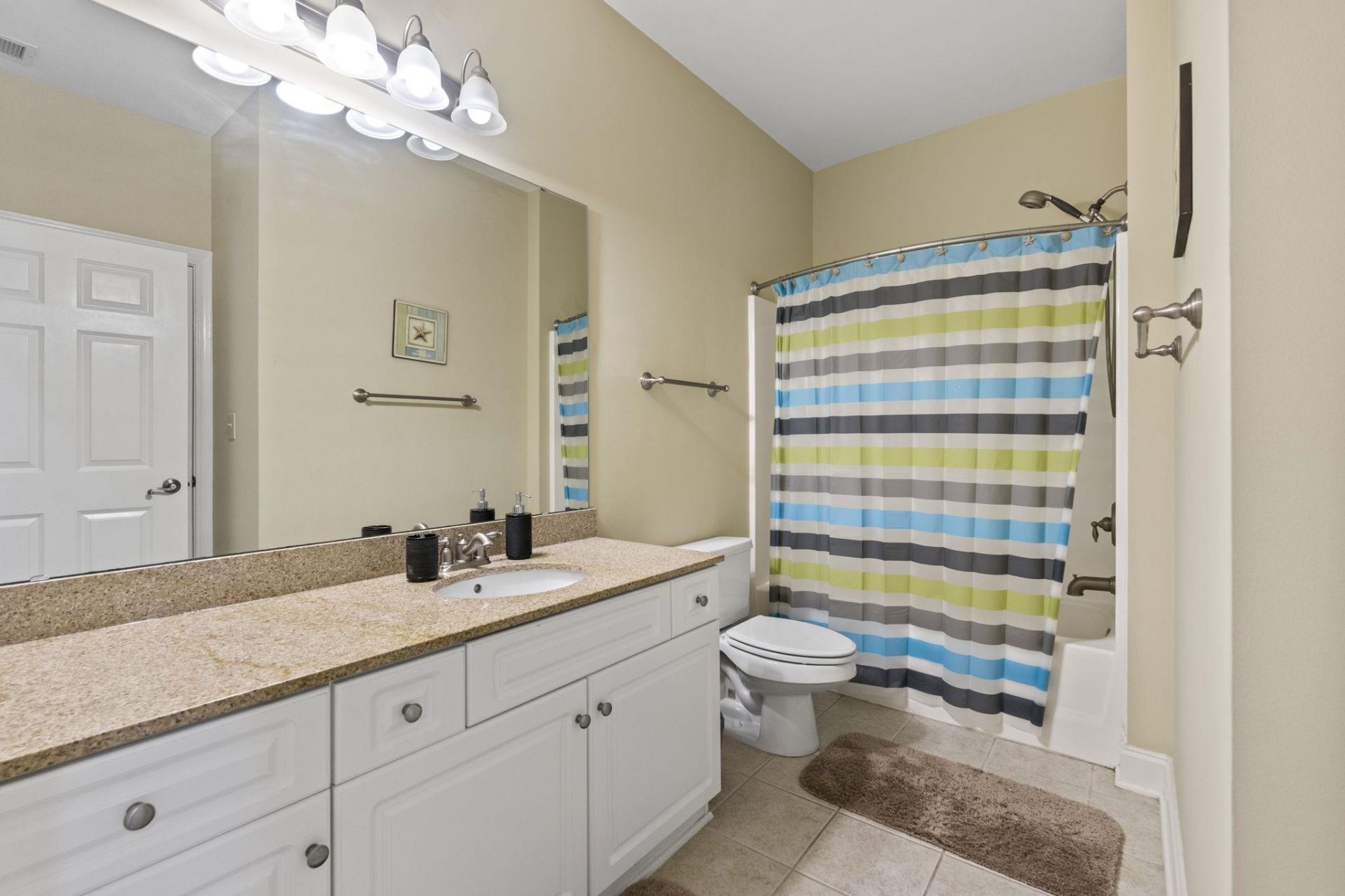 1033 World Tour Blvd. Photo 29