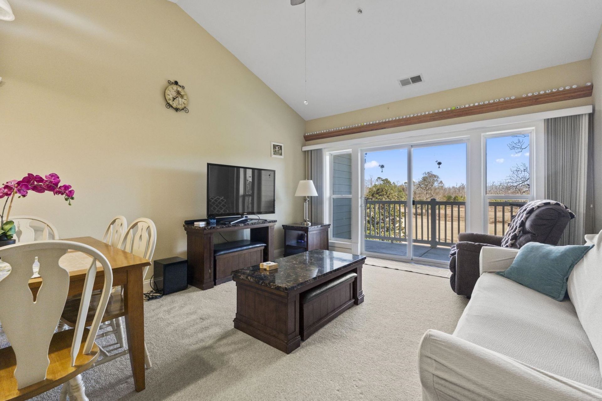 1033 World Tour Blvd. Photo 9