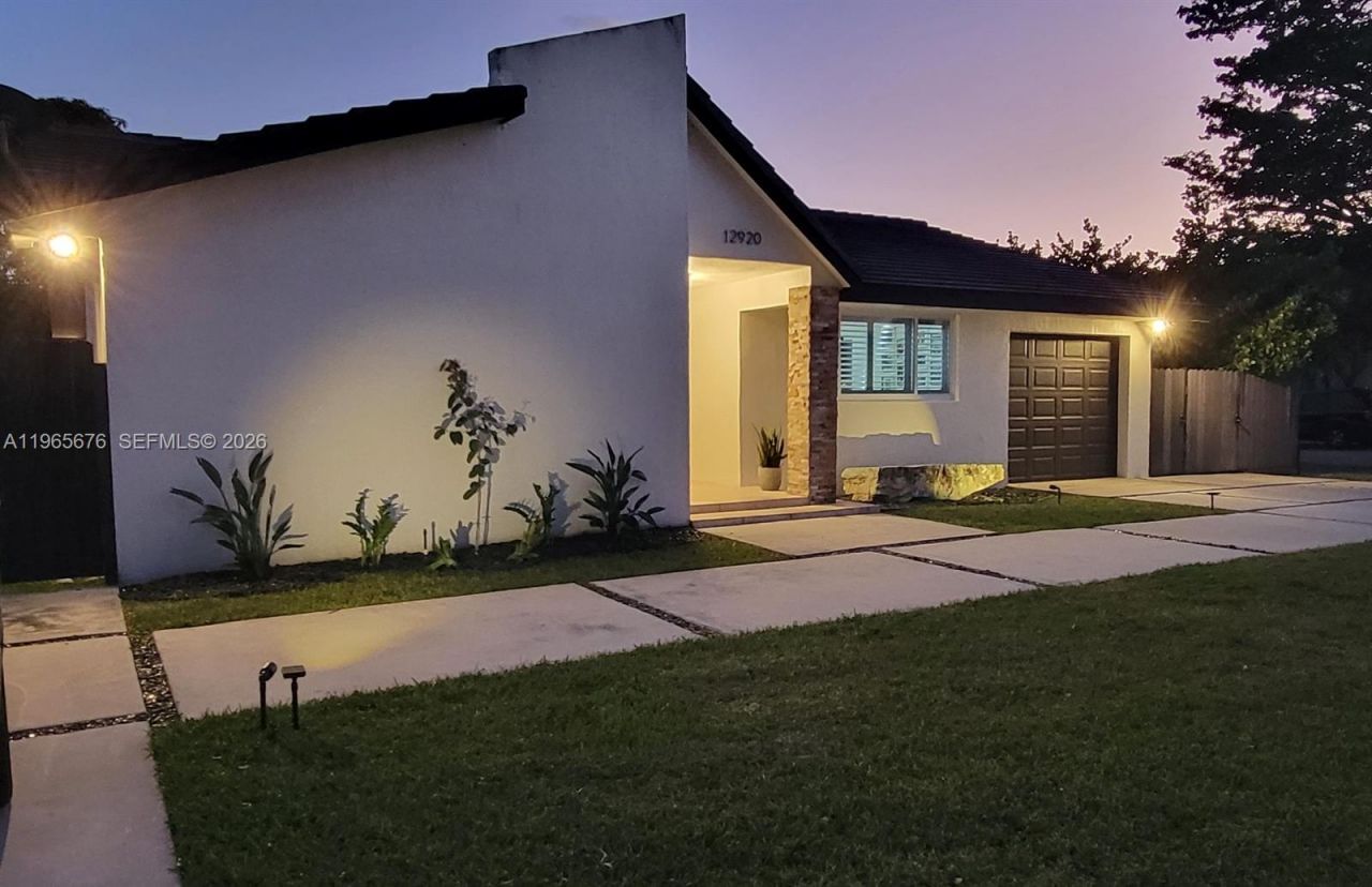 12920 SW 119th St, Miami, FL 33186 Photo