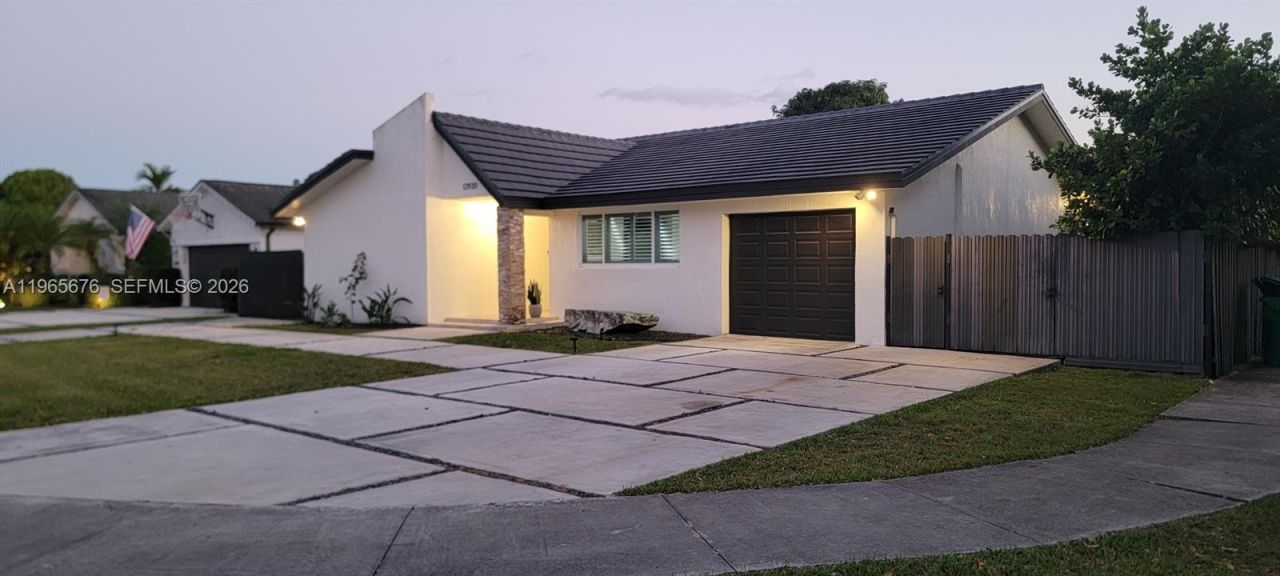 12920 SW 119th St, Miami, FL 33186 Photo