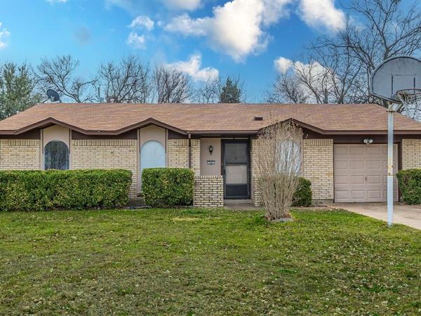 362 Linklea Drive, Duncanville, TX 75137