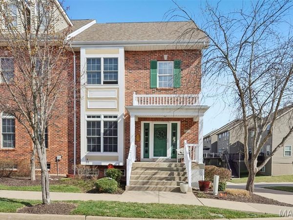 2408 N Larksong Drive, Wildwood, MO 63040