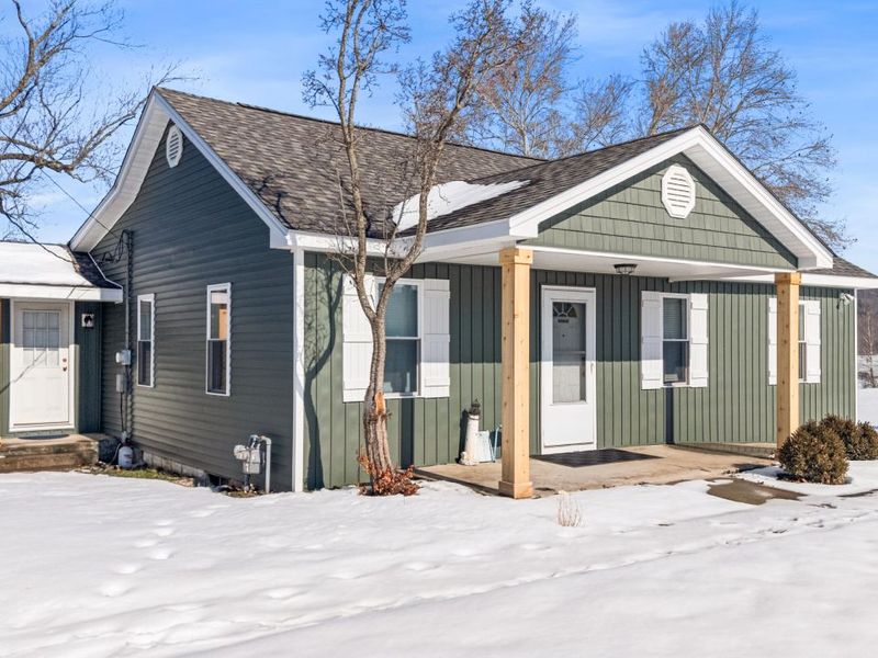 311 E High Street E, Warsaw, KY 41095 Photo 2