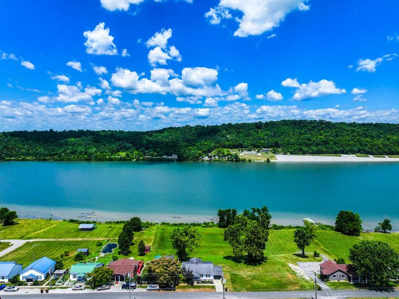 311 E High Street E, Warsaw, KY 41095 Photo 4