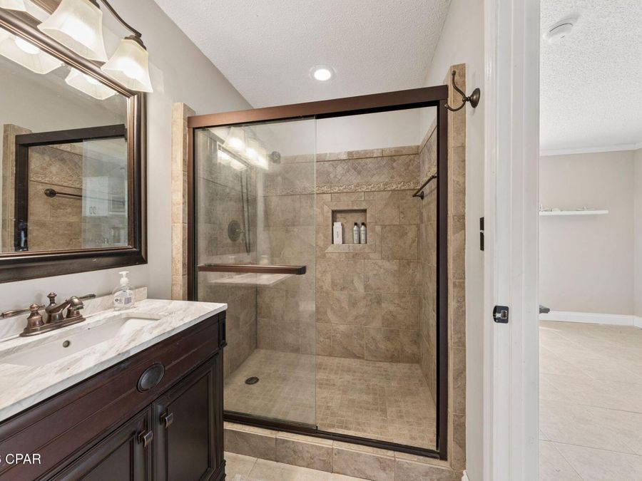 Property Image 80