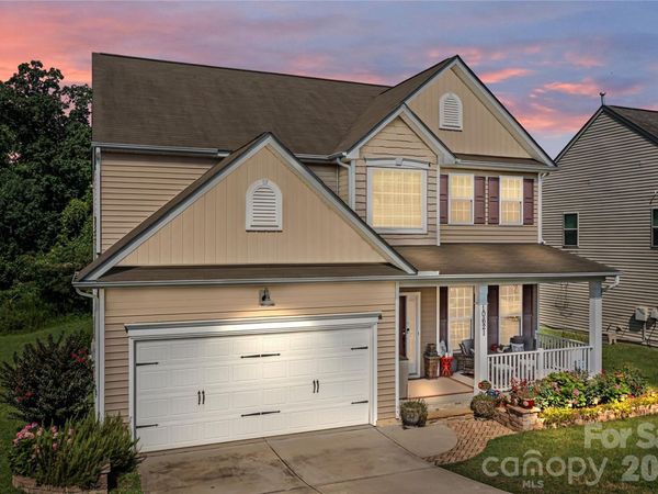 10621 Shanon Darby Lane , Charlotte, NC 28214