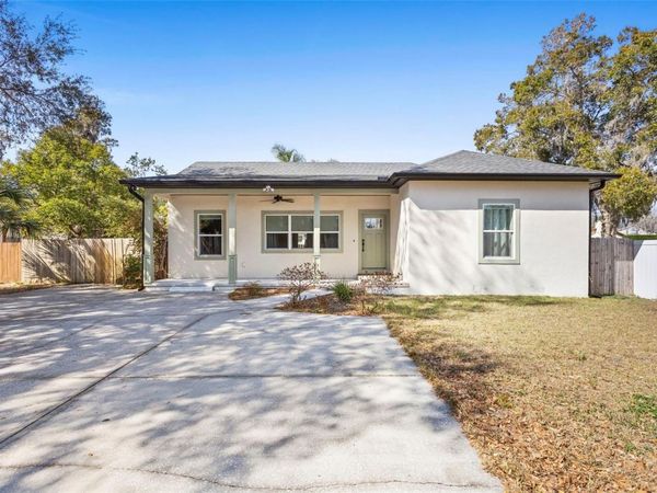 104 S STONE STREET, DELAND, FL 32720