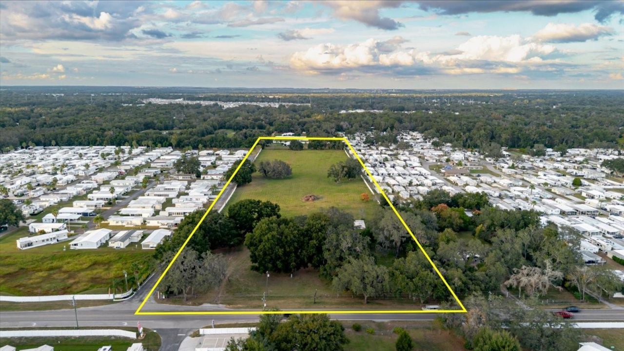 37435 Chancey Road, Zephyrhills, FL 33541 Photo