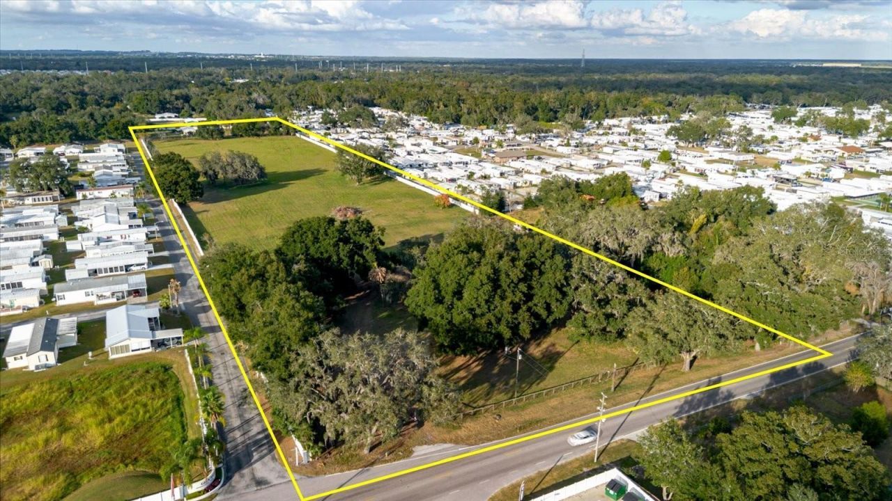 37435 Chancey Road, Zephyrhills, FL 33541 Photo