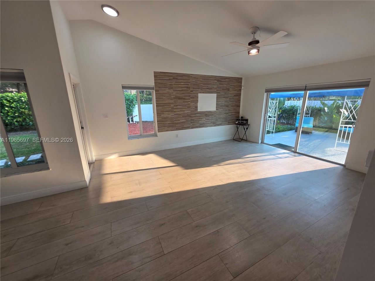 13950 Oaklawn Pl, Davie, FL 33325 Photo