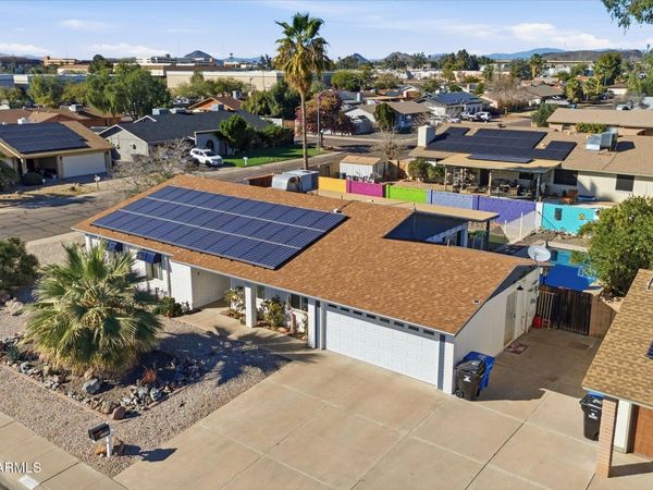 2222 W MAPLE Drive, Phoenix, AZ 85027