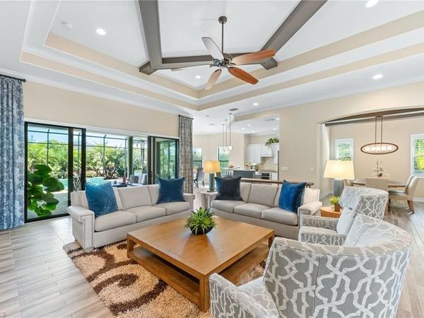 6818 Canwick Cove CIR, NAPLES, FL 34113