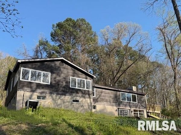 378 Contentment Road, Makanda, IL 62958