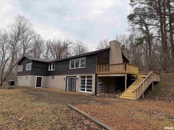 378 Contentment Road, Makanda, IL 62958