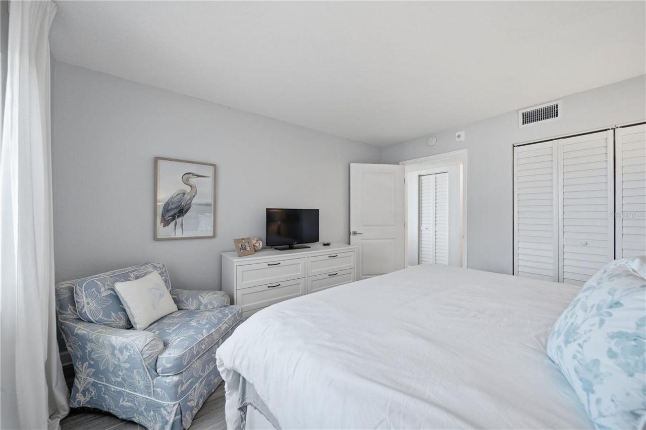 5633 Puerta Del Sol Boulevard S, Unit 102, Saint Petersburg, FL 33715 Photo