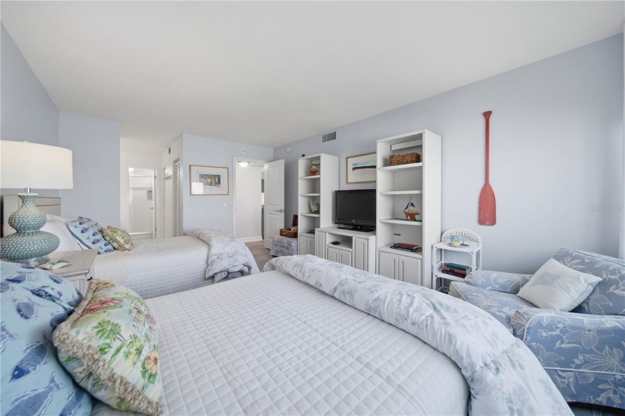 5633 Puerta Del Sol Boulevard S, Unit 102, Saint Petersburg, FL 33715 Photo