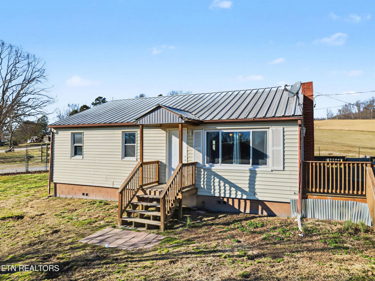 251 Oak Grove Rd, Sharps Chapel, TN 37866 Main Photo