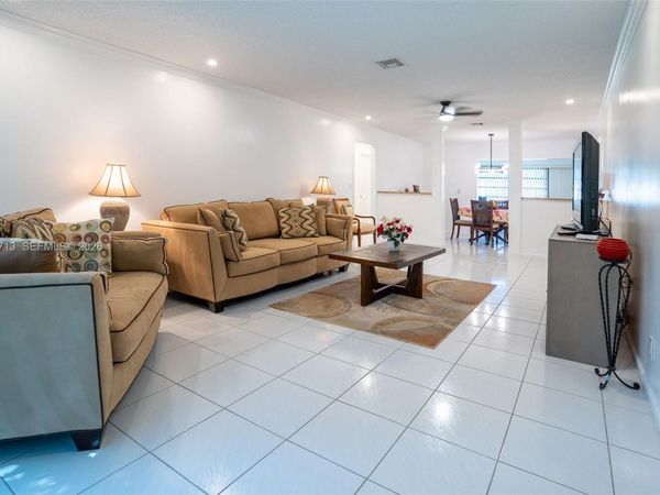 10198 DOVEWOOD LN , Unit A, Boynton Beach, FL 33436