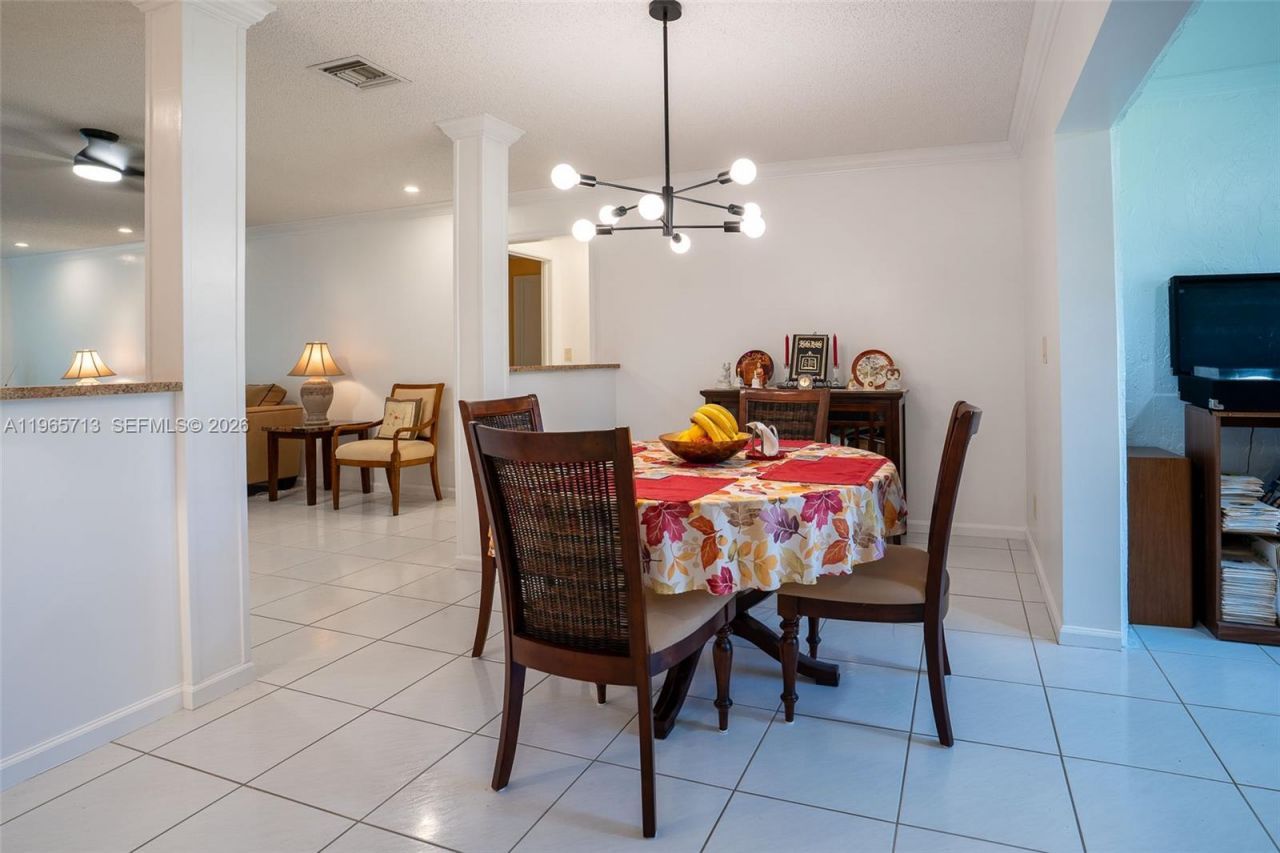 10198 Dovewood Ln, Unit A, Boynton Beach, FL 33436 Photo