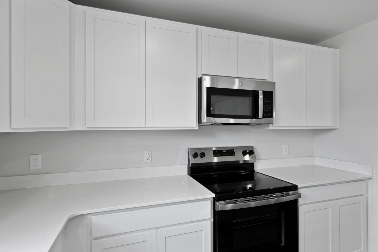 7032 Windham Way Photo 10