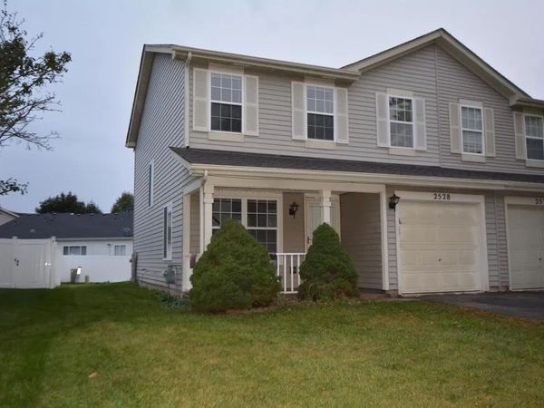 2528 Eldorado Lane, Naperville, IL 60564