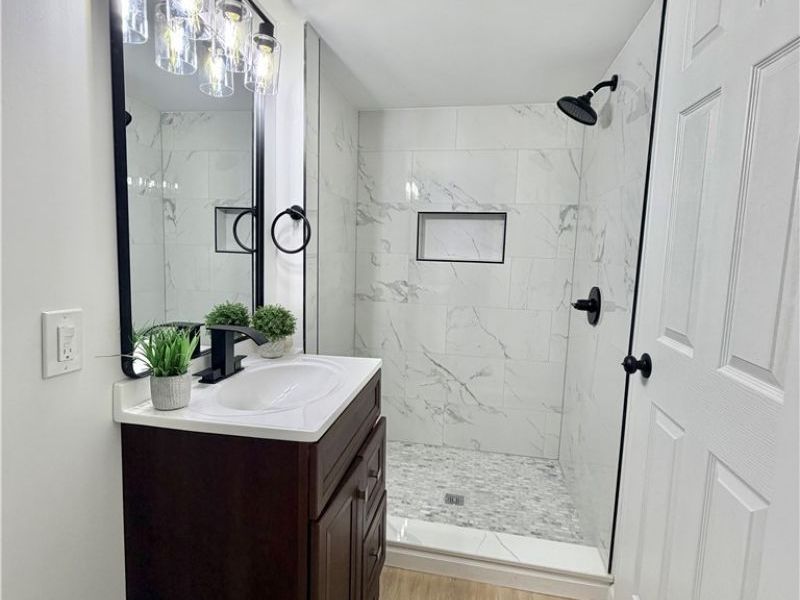 131 Noran Circle, Bedford, OH 44146 Photo 13