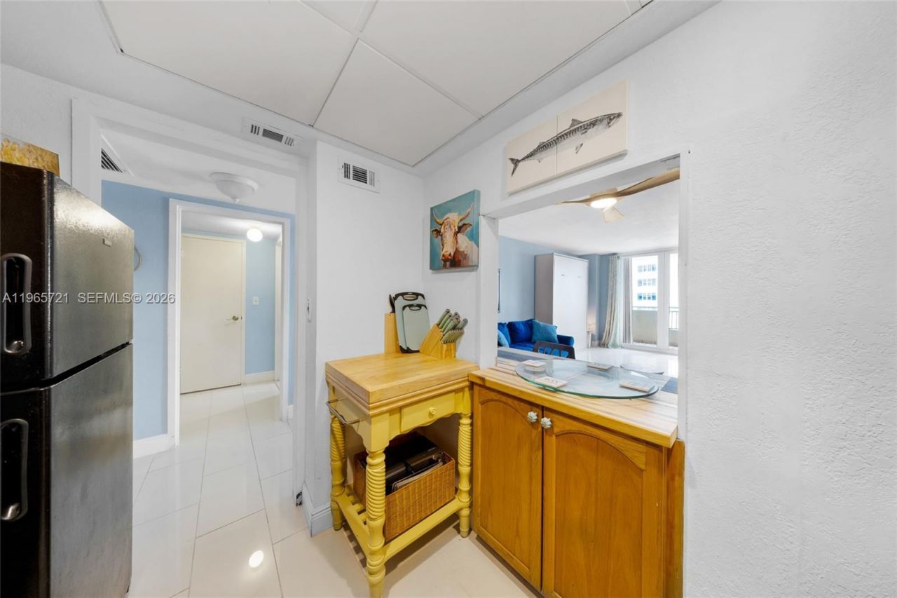 3180 S Ocean Dr, Unit 607, Hallandale Beach, FL 33009 Photo