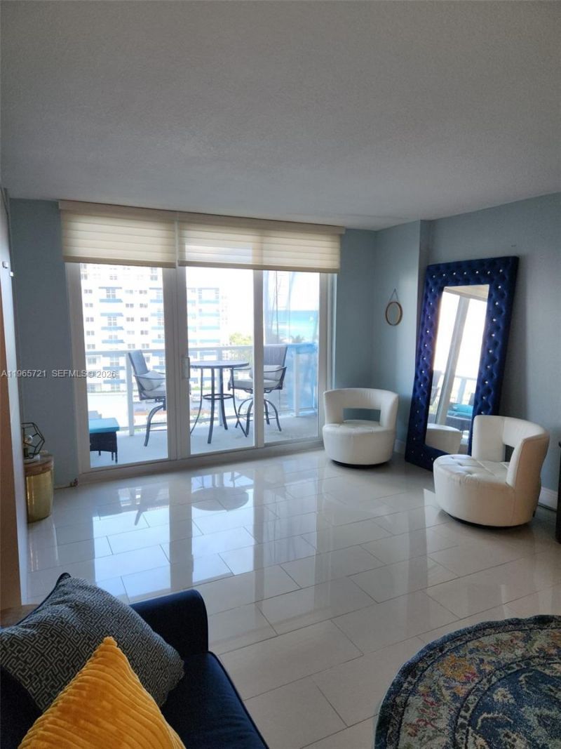 3180 S Ocean Dr, Unit 607, Hallandale Beach, FL 33009 Photo