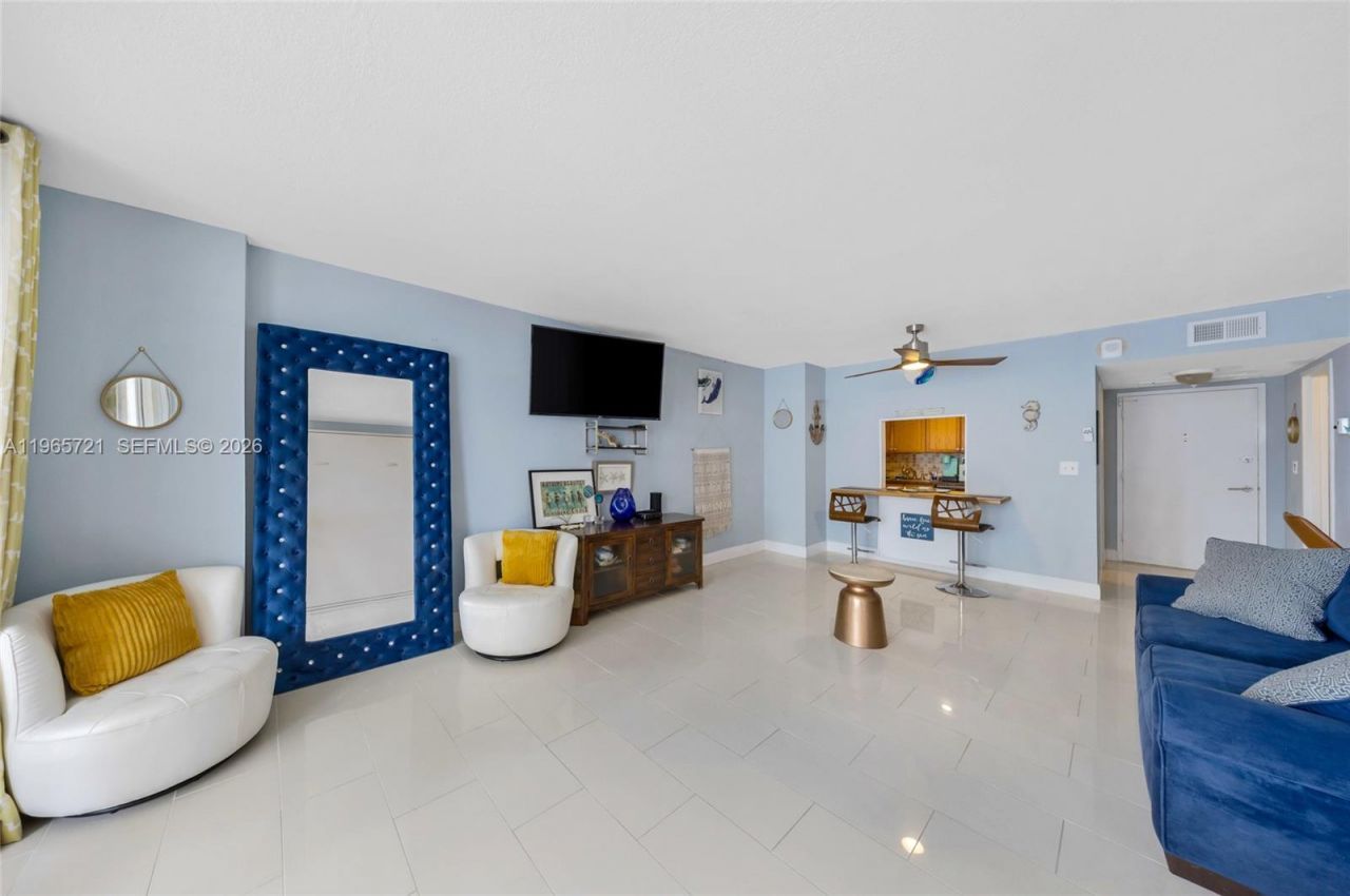 3180 S Ocean Dr, Unit 607, Hallandale Beach, FL 33009 Photo