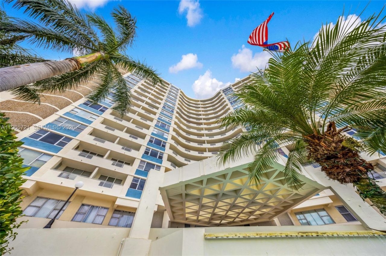 3180 S Ocean Dr , Unit 607, Hallandale Beach, FL 33009 Photo