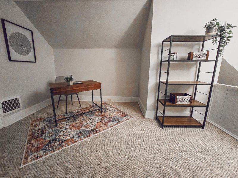 2048 W Galbraith Road, Cincinnati, OH 45239 Photo 9