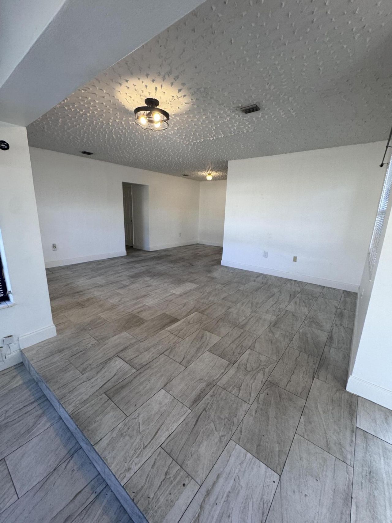 1440 NW 183rd Street, Miami, FL 33169 Photo