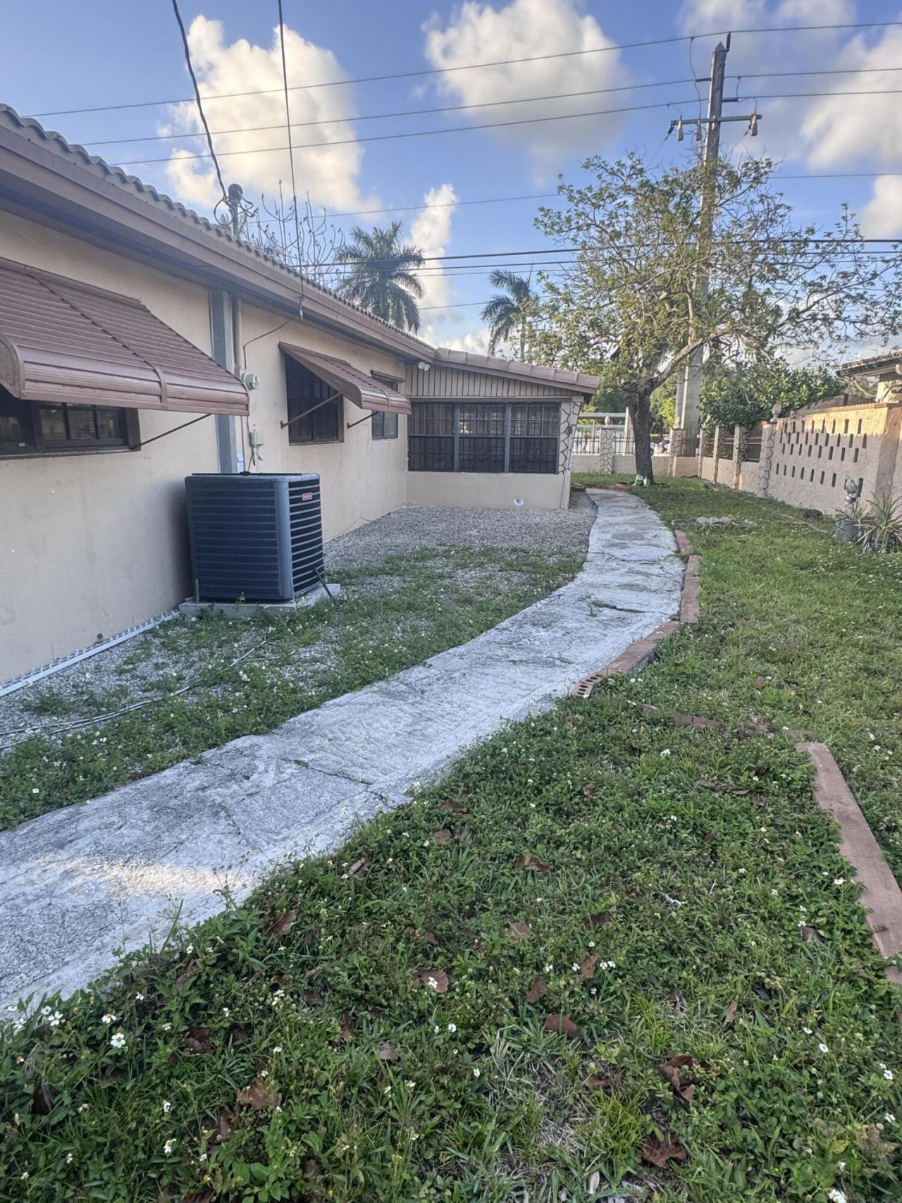 1440 NW 183rd Street, Miami, FL 33169 Photo