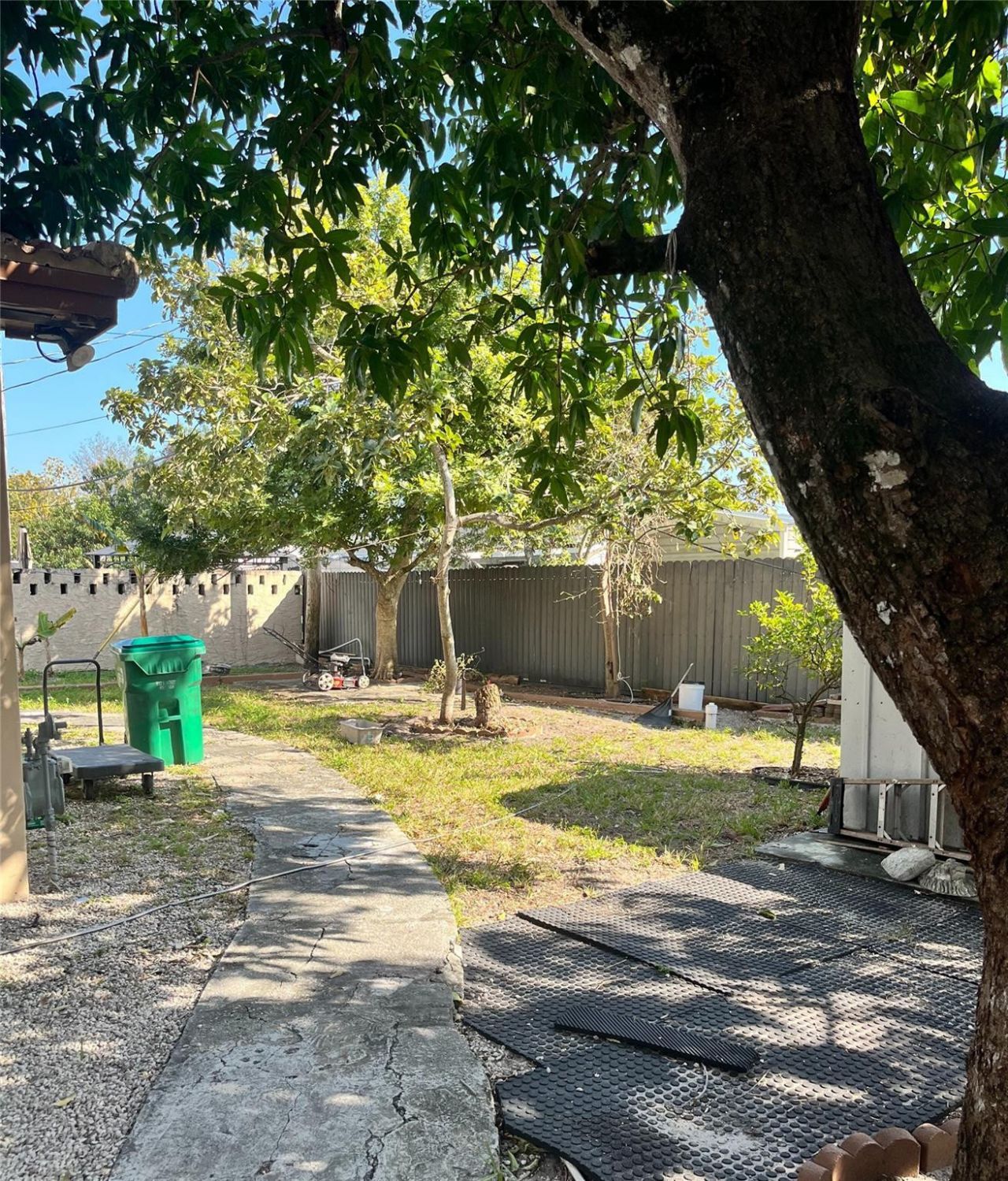 1440 NW 183rd Street, Miami, FL 33169 Photo