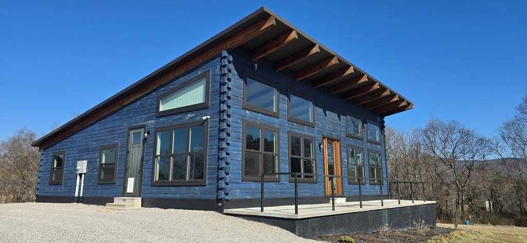 1405 Cane Creek Cummingsville Rd Sparta, TN 38583