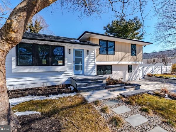 29 E HOLLYWOOD LANE, MARMORA, NJ 08223