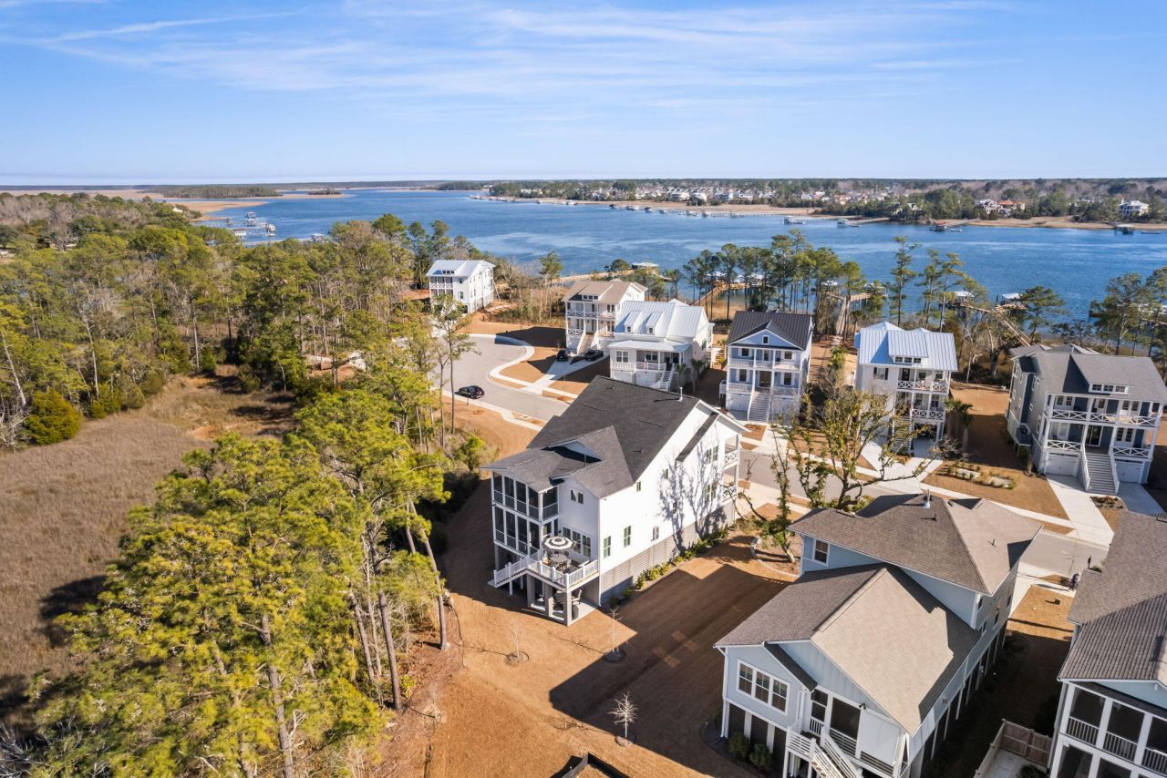 313 Blowing Fresh Drive Photo 41