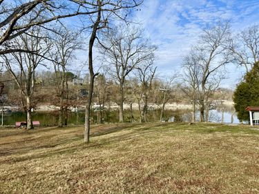 304 Persimmon Way, Harrodsburg, KY 40330