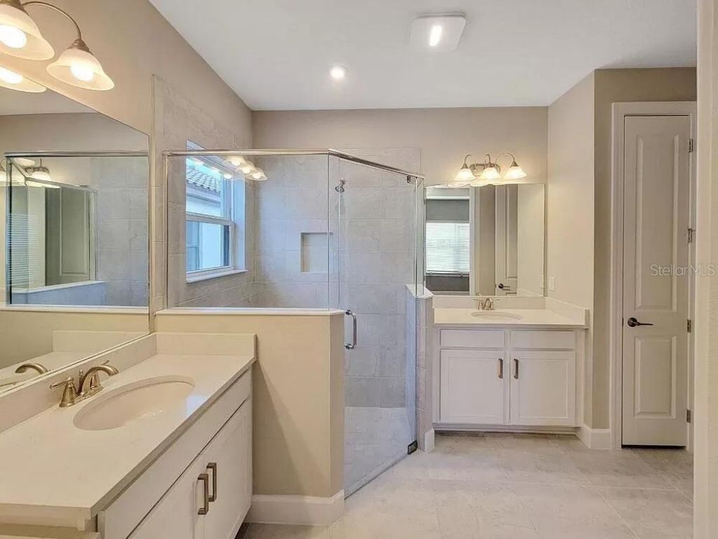 11019 Devonbridge Drive, Palmetto, FL 34221 Photo