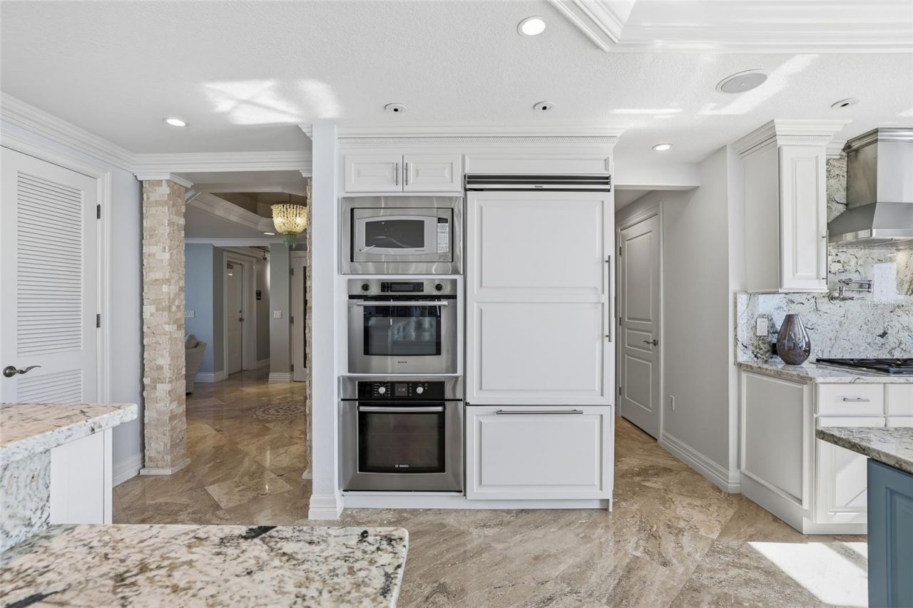 19730 Gulf Boulevard, Unit 500, Indian Shores, FL 33785 Photo