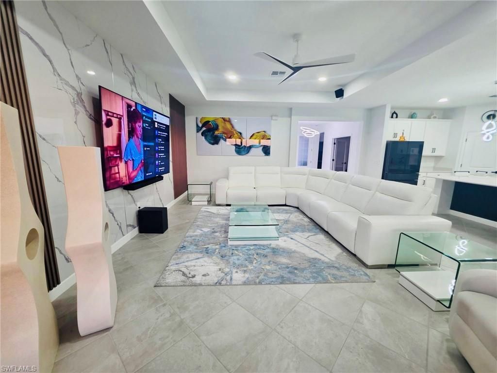 9230 Aqua Overlook Ct, Lehigh Acres, FL 33936 Photo