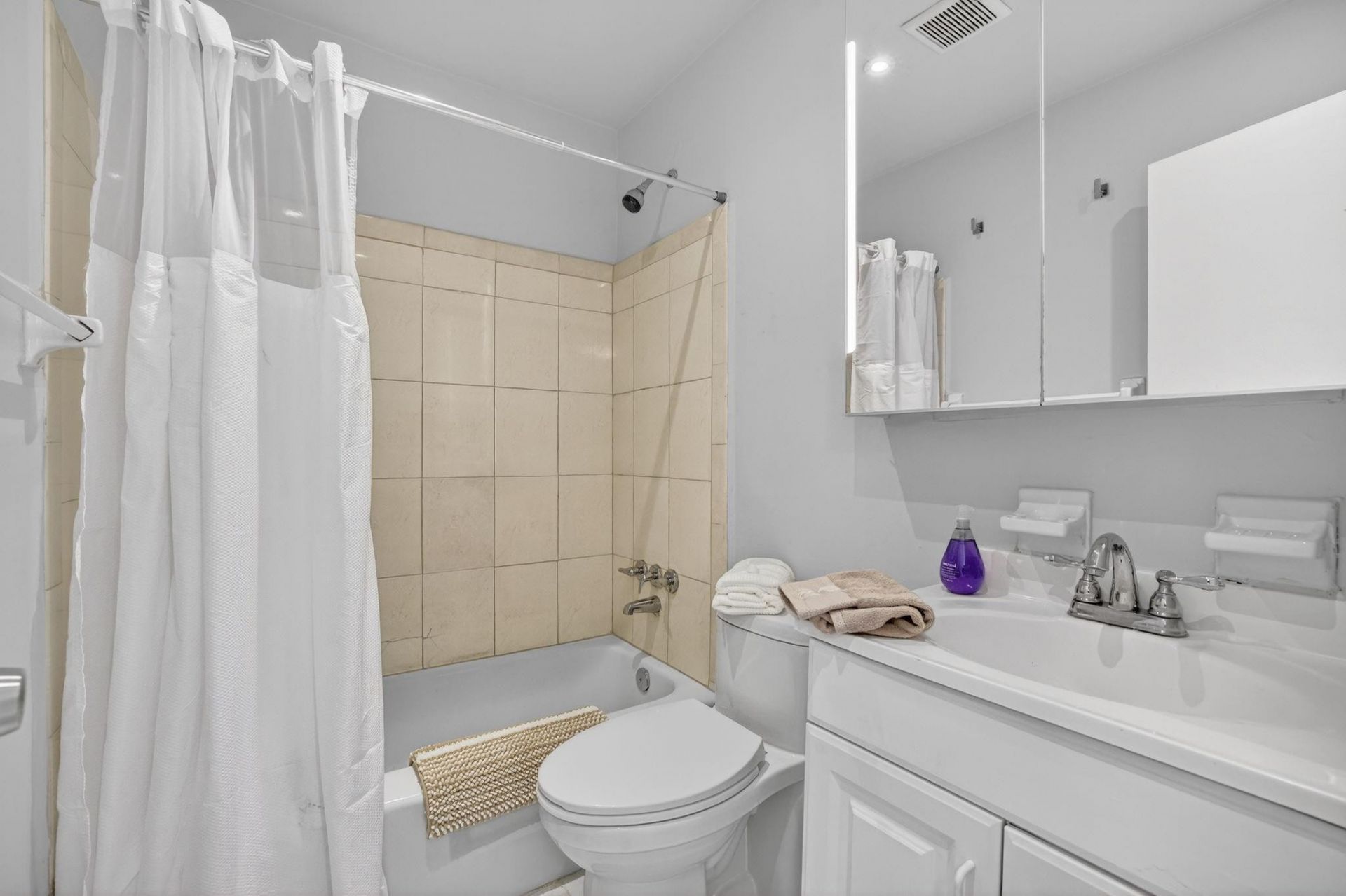 4051 NE 13th Avenue, Unit 77-3, Fort Lauderdale, FL 33334 Photo