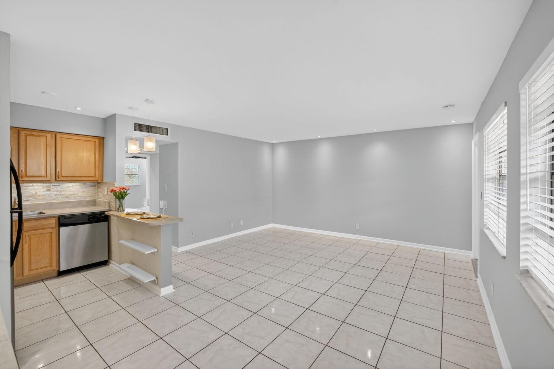 4051 NE 13th Avenue, Unit 77-3, Fort Lauderdale, FL 33334 Photo