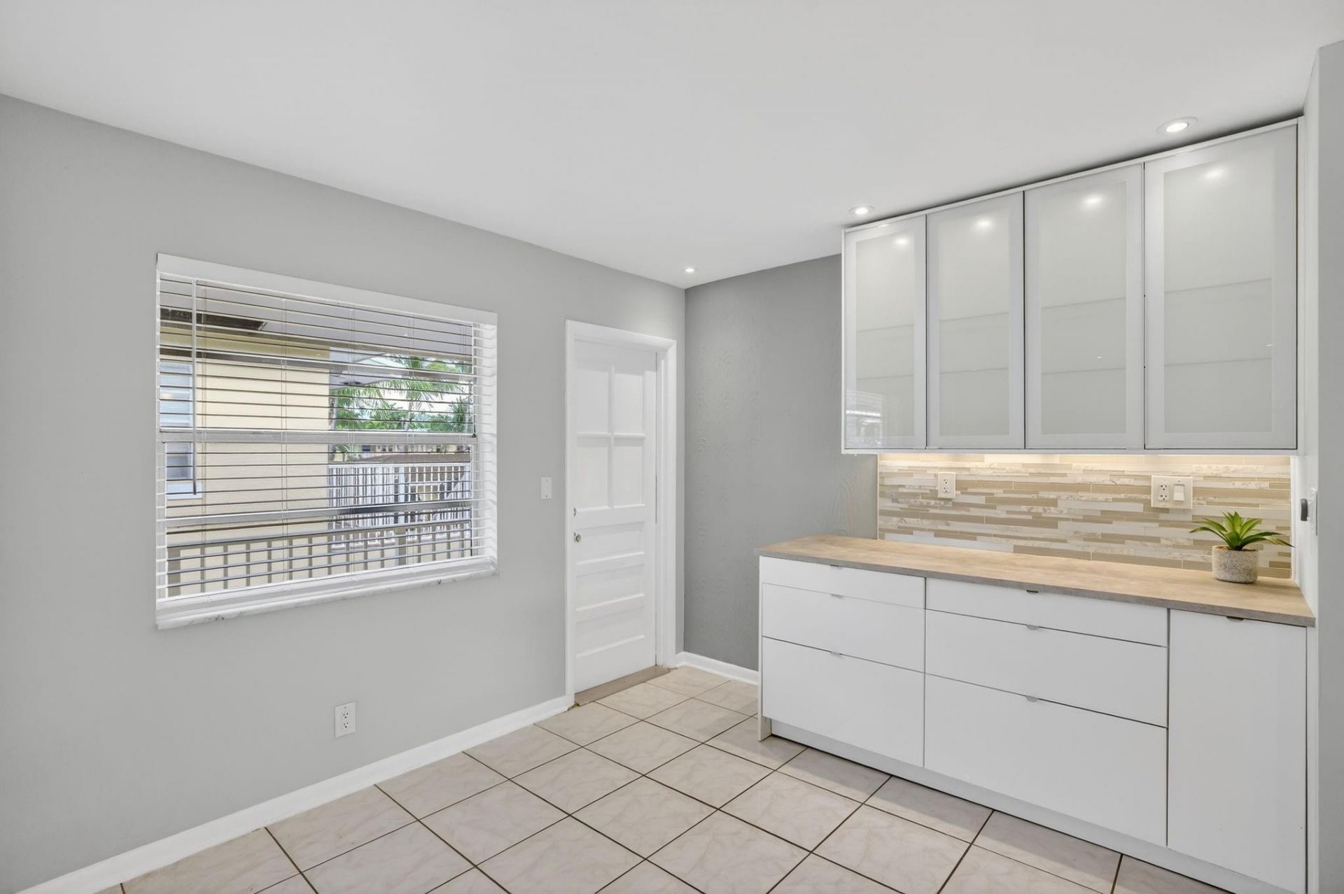 4051 NE 13th Avenue, Unit 77-3, Fort Lauderdale, FL 33334 Photo