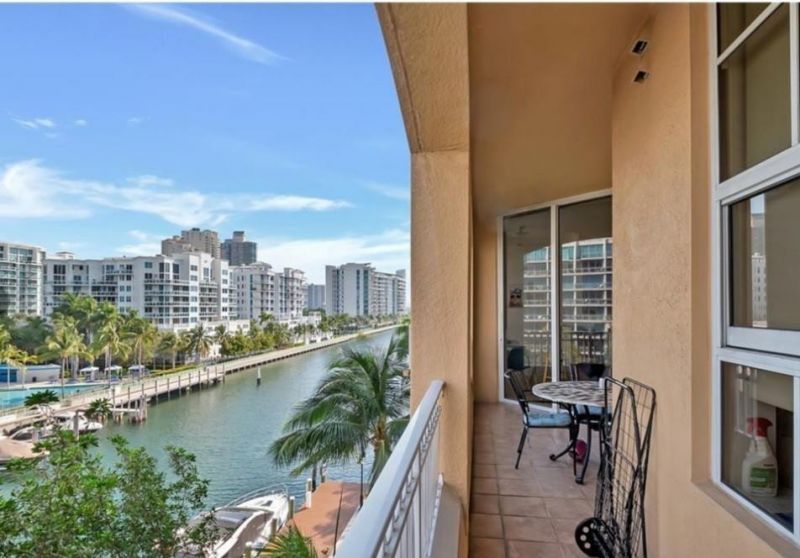 3001 NE 185th Street, Miami, FL 33180 Photo