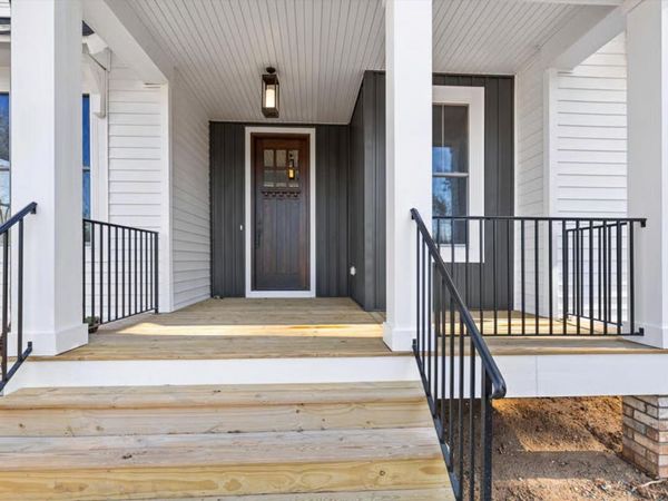 21445 N Dixboro Road, South Lyon, MI 48178